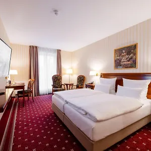 4* Hotel Alt Lohbruegger Hof